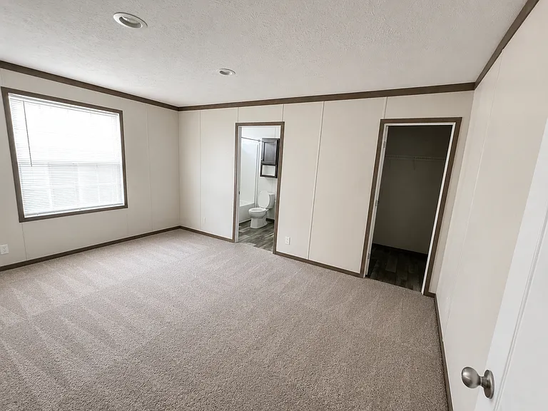 Richmond Place — Photo 17