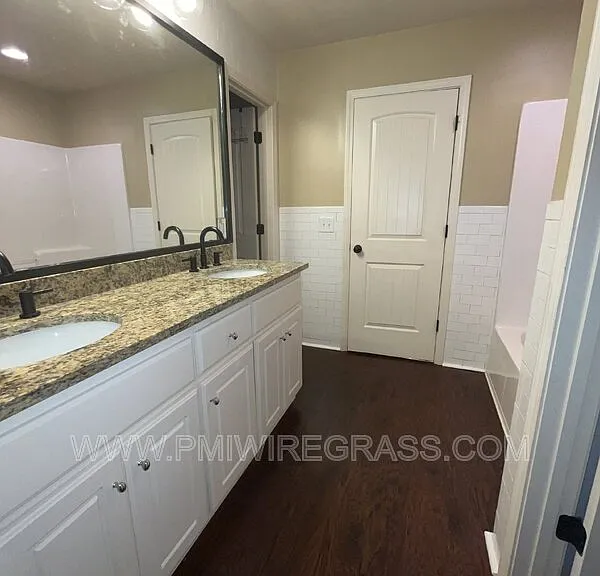 229 Lace Dr — Photo 37