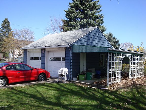 3rd image of 45 Talcott St