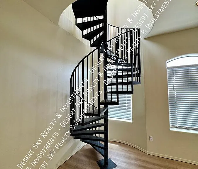 4334 Capistrano Ave — Photo 49