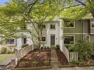 11740 Decade Ct, Reston, VA 20191