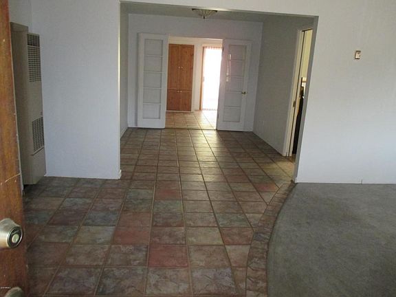 Entry to greatroom