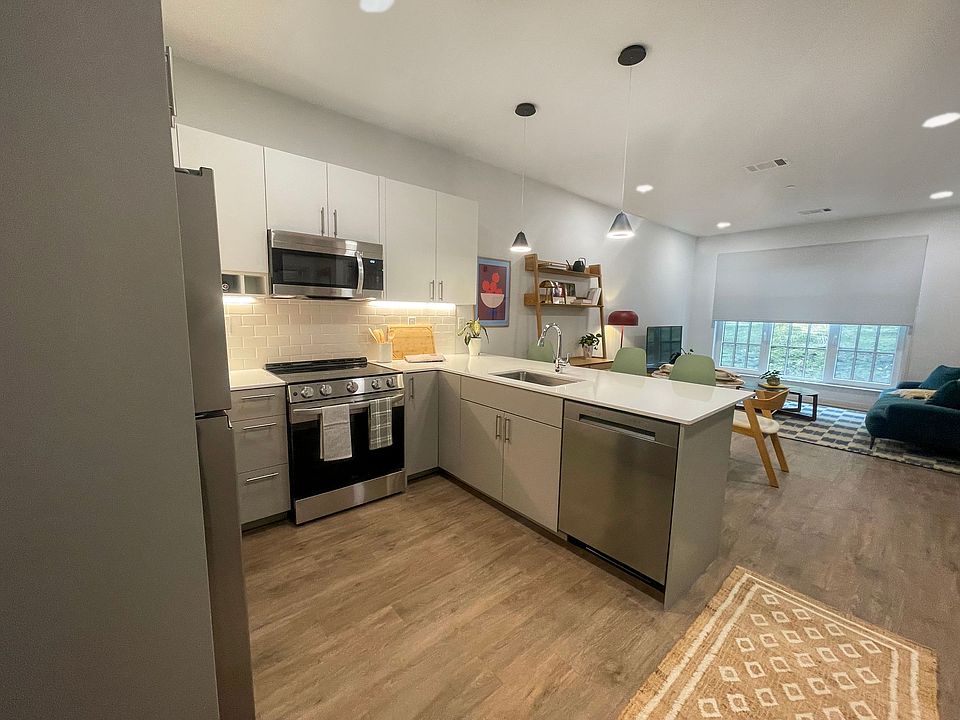 Kitchen - 1 Bedroom Model Home