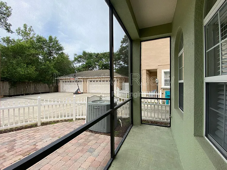 332 E Kaley St — Photo 26