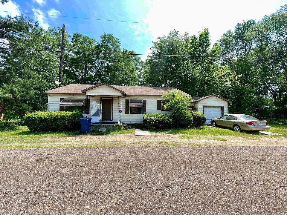 2nd image of 2041 Lou Ave