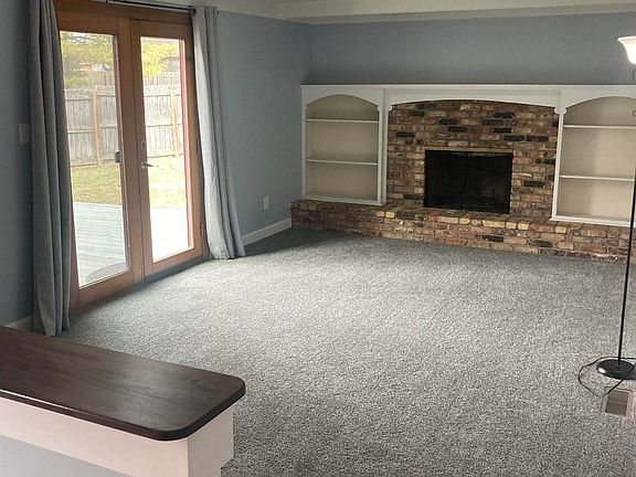 3rd image of 8103 Tewksbury Ct