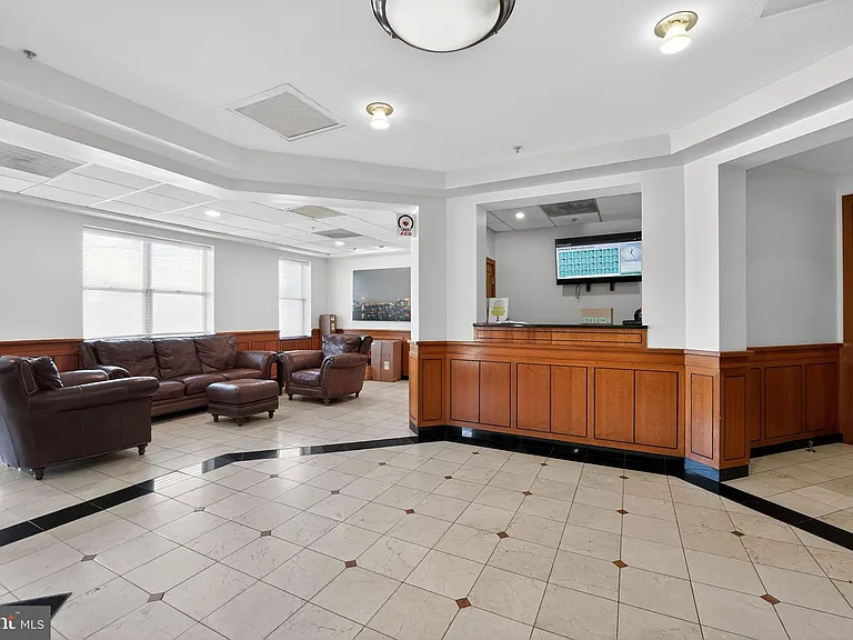 23 Pierside Dr #215 — Photo 3