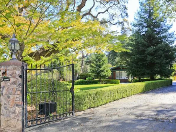 45 Almendral Ave, Atherton, CA 94027
