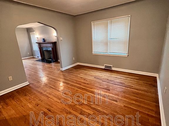 2nd image of 12255 E Outer Dr