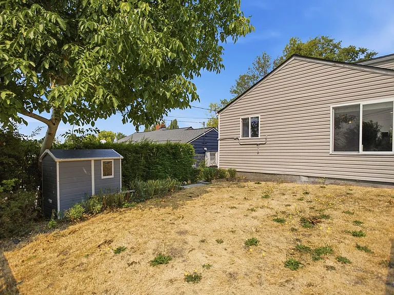 1742 S Shelton St — Photo 29