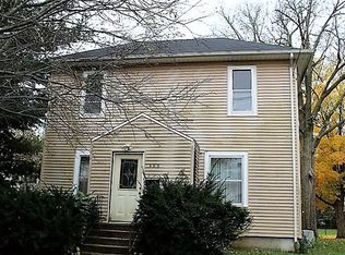 409 E Winfield St, Morrison, IL 61270