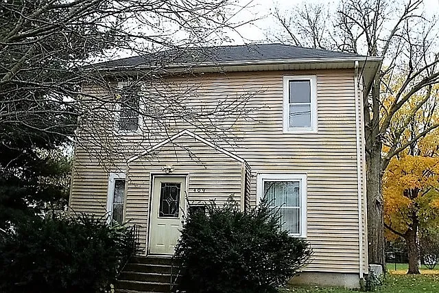 409 E Winfield St photo 1