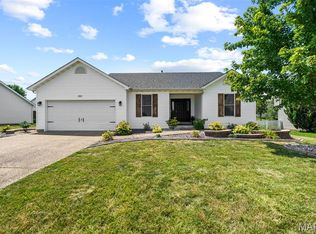 202 Schmittgens Dr, Wentzville, MO 63385