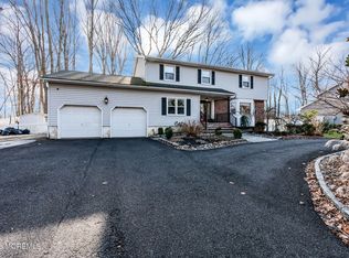 341 Gordons Corner Road, Manalapan, NJ 07726