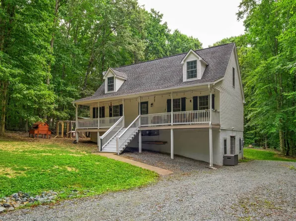 11022 S Constitution Rte, Scottsville, VA 24590