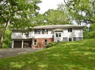 3937 Williston Rd, Minnetonka, MN 55345