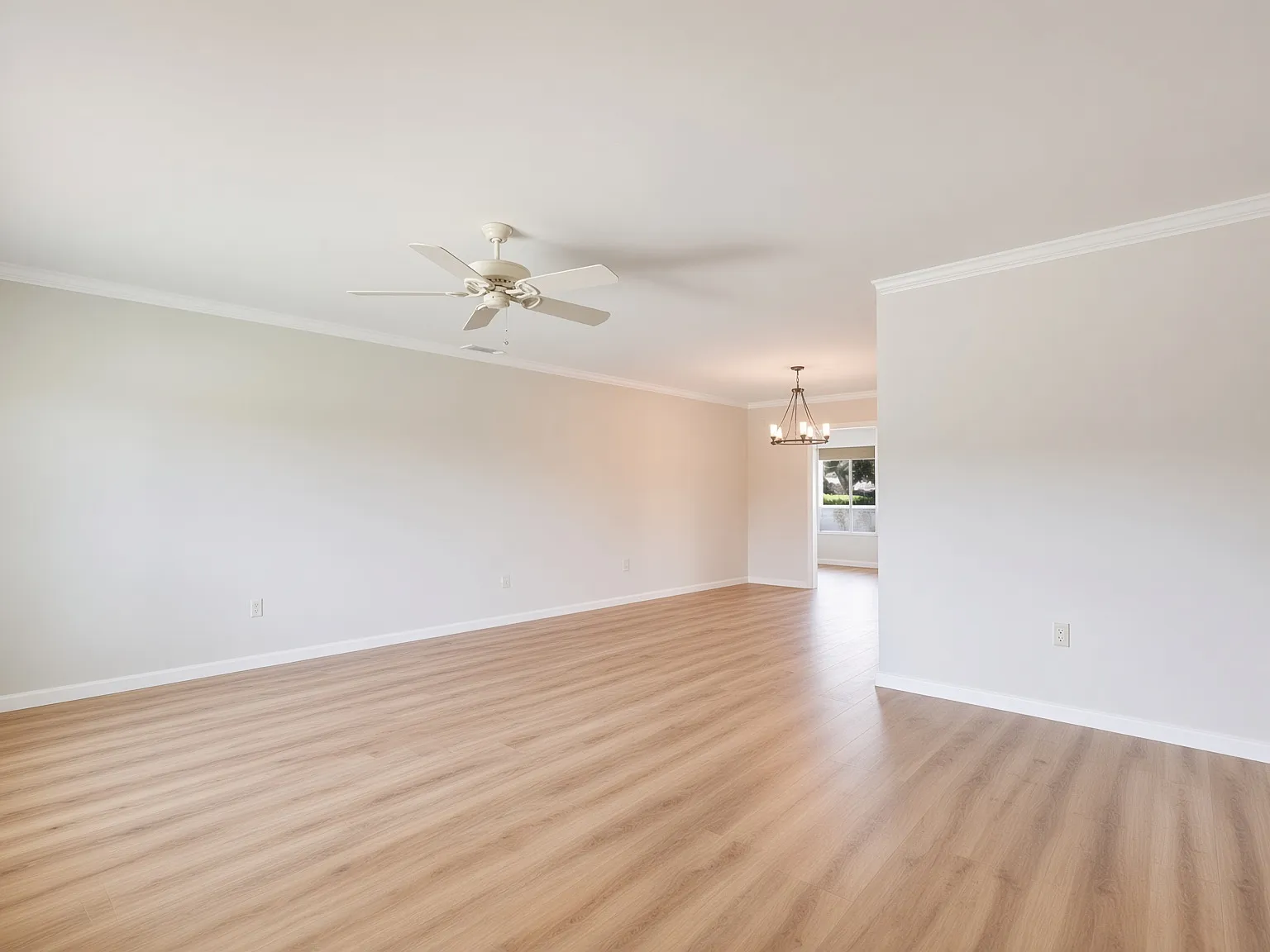 2 bed, 1334 sqft, $2,650 — Photo 4