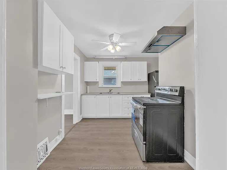 535 Pine St — Photo 10