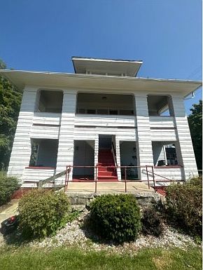 1st image of 204 W Johnny Lytle Ave