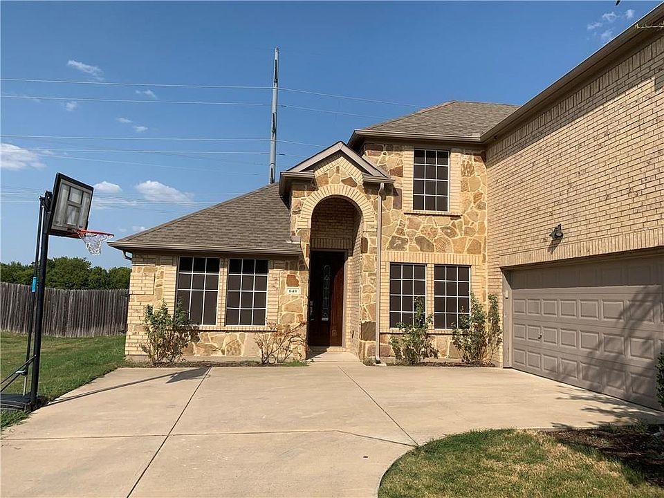 1st image of 640 Rolling Hills Ln