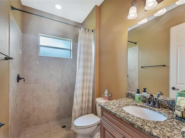 21093 Torre Del Lago St — Photo 14