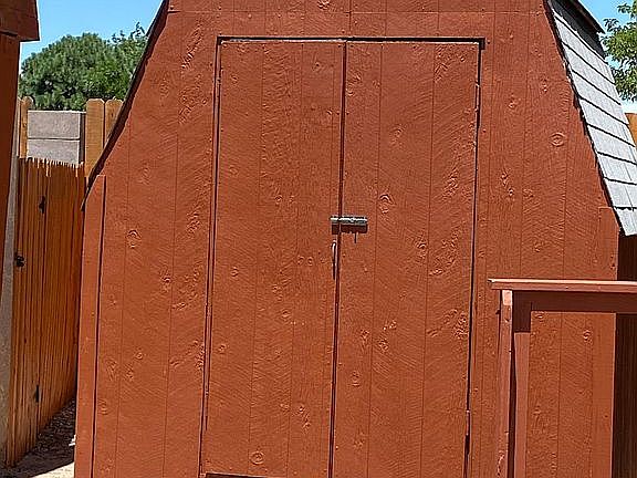 private storage unit