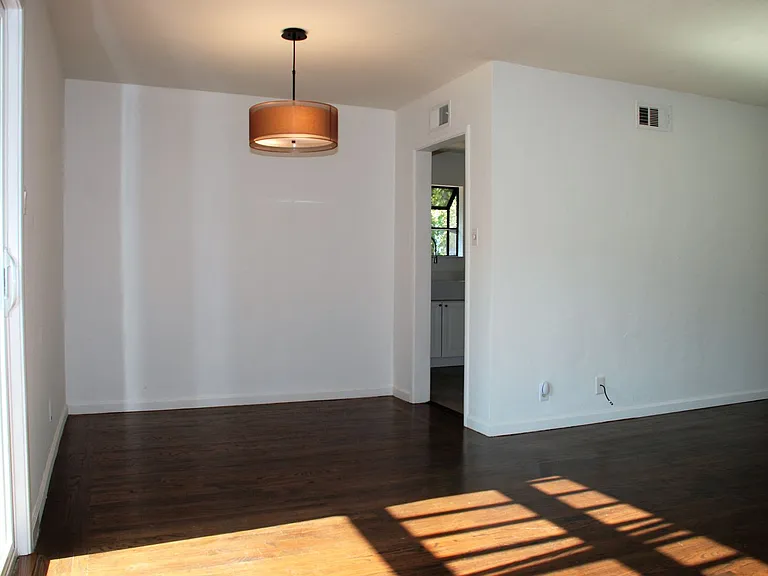 Tamalpais Avenue 52 — Photo 3