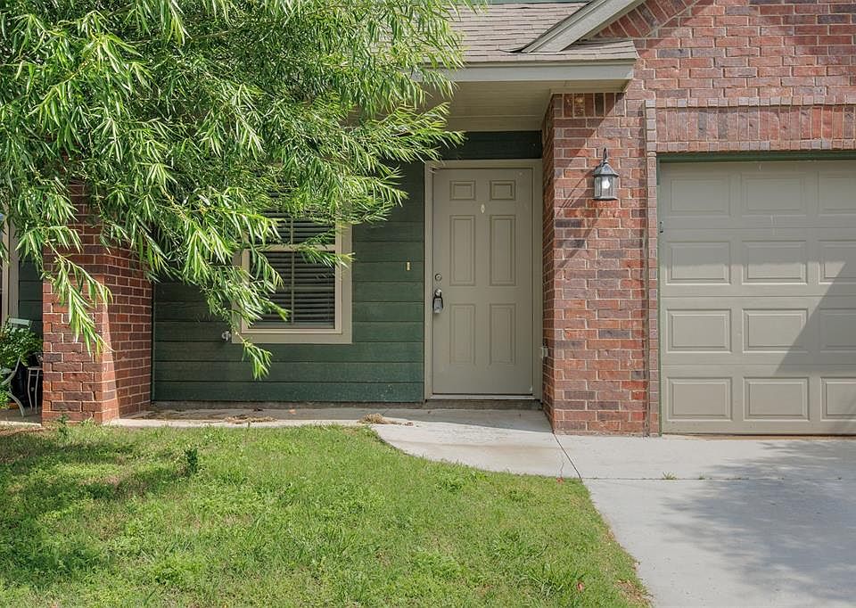 1017 SW 91st St, Oklahoma City, OK 73139 | Zillow