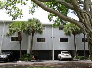 12146 Capri Cir S, Treasure Island, FL 33706