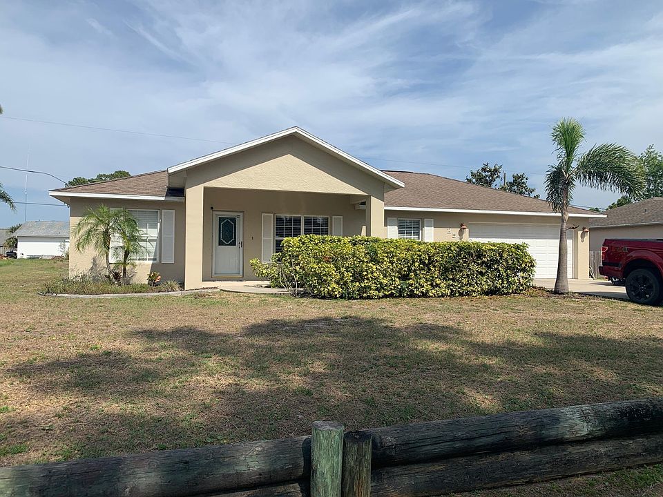 1st image of 2511 Fern Palm Dr
