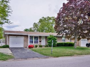 665 Payne St, Wood River, IL 62095