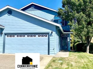 3855 Dover Ridge Dr #17, Medford, OR 97504