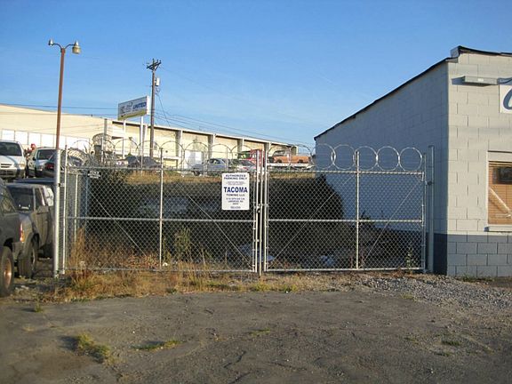 3rd image of 3416 S Tacoma Way