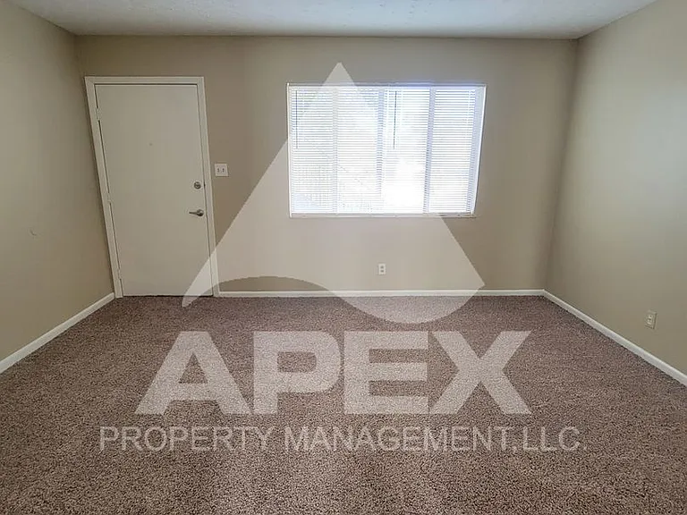 Springdale Apartments — Photo 31