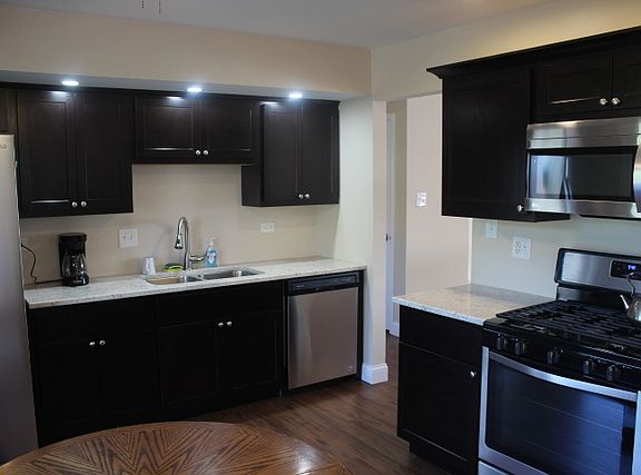 4th image of 15306 Orogrande St