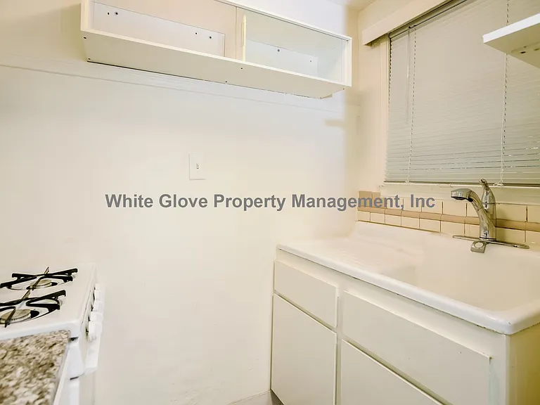 The Joyce Apartments — Photo 7