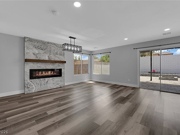 4th image of 7829 Falling Pines Pl