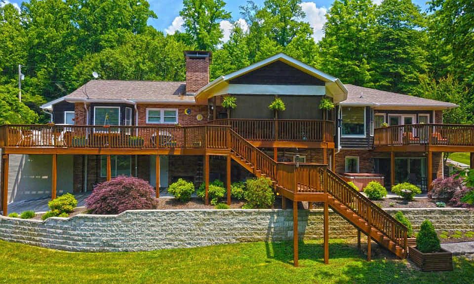 1st image of 111 Bendamere Dr