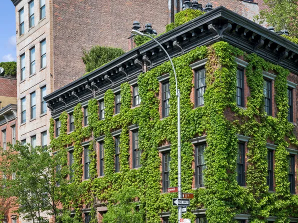 353 West 11th Street 2B image 15 of 15