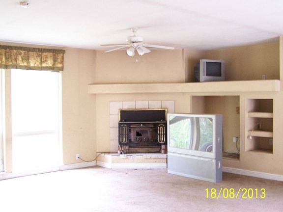 3rd image of 13322 78th St NE