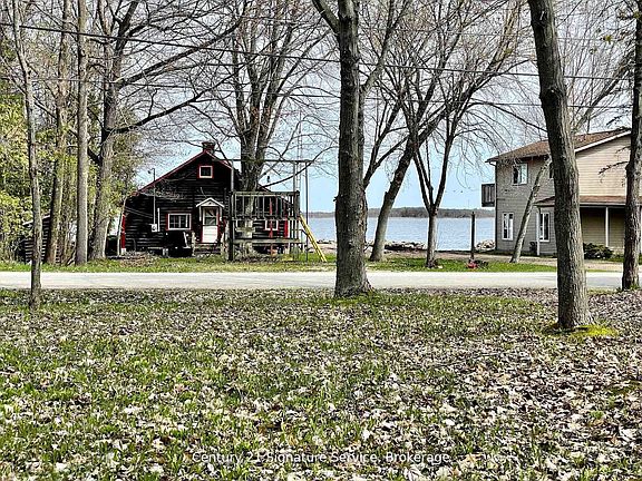 4th image of 257 Robins Point Rd