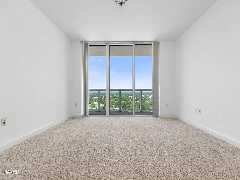 231 Riverside Dr #12091 — Photo 42