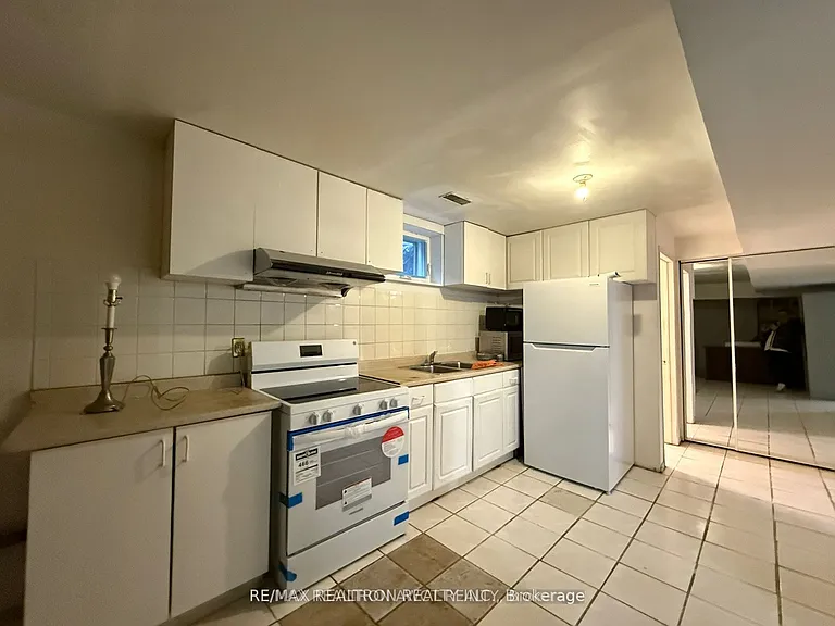 61 Wilmont Dr — Photo 7