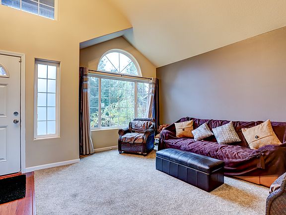 4th image of 8013 NE 142nd Ave