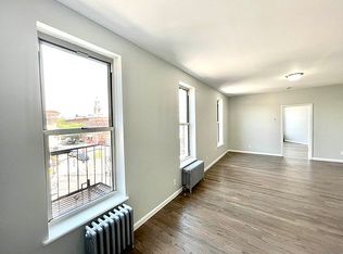 5802 Myrtle Ave APT 3D, Ridgewood, NY 11385