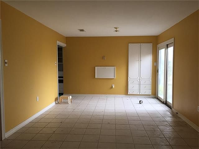 2nd image of 2520 Judith St