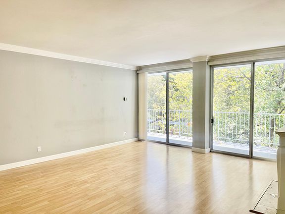 3rd image of 14345 Saratoga Ave APT 31