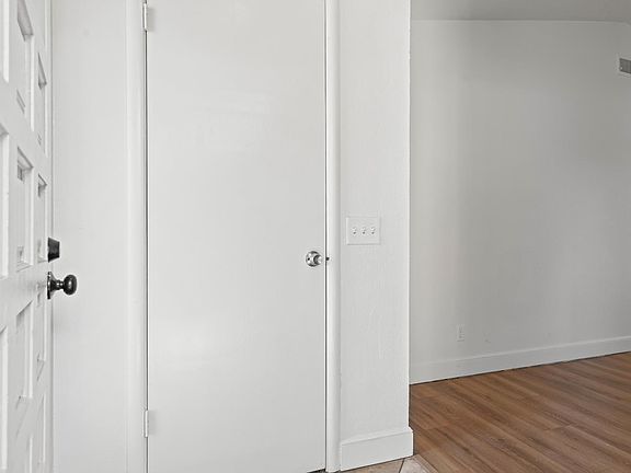 4th image of 4950-4948 Yucca Way