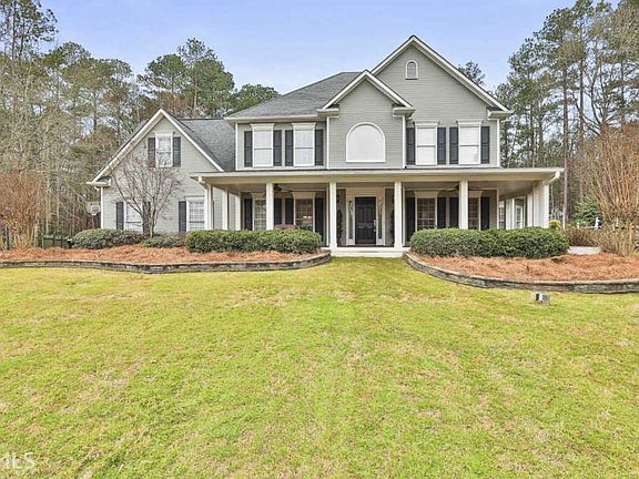 2nd image of 305 Wintney Way