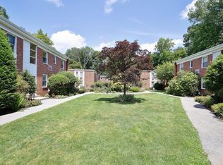 2 Wildwood Rd APT A3, Hartsdale, NY 10530